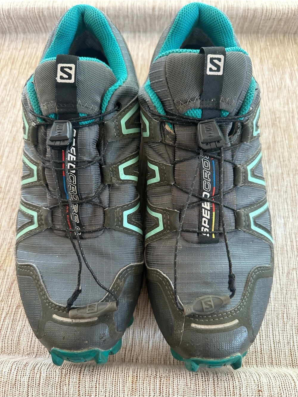 Salomon Trail Running Shoes in Teal and Gray size 9